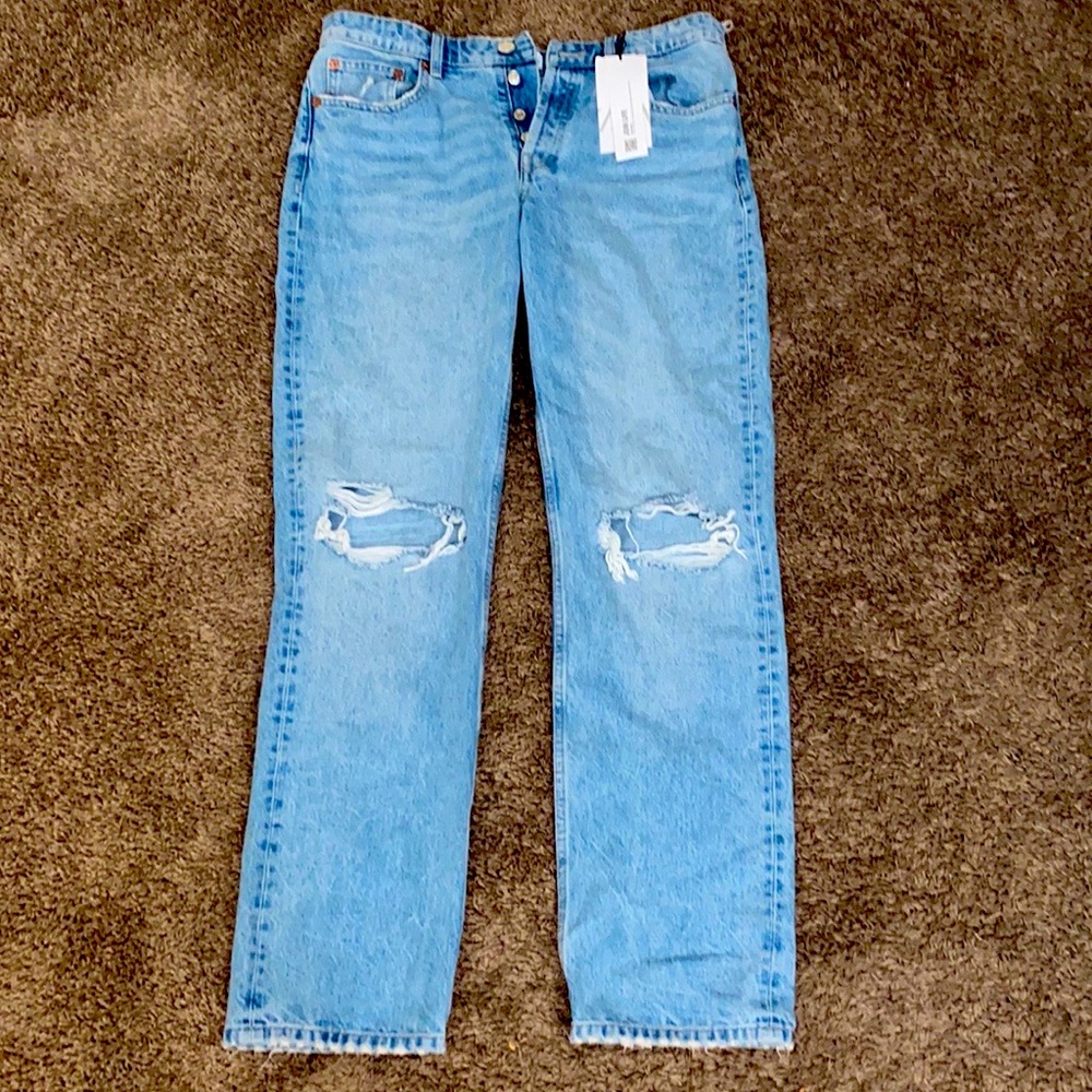 NEVER WORN ZARA MOM JEANS